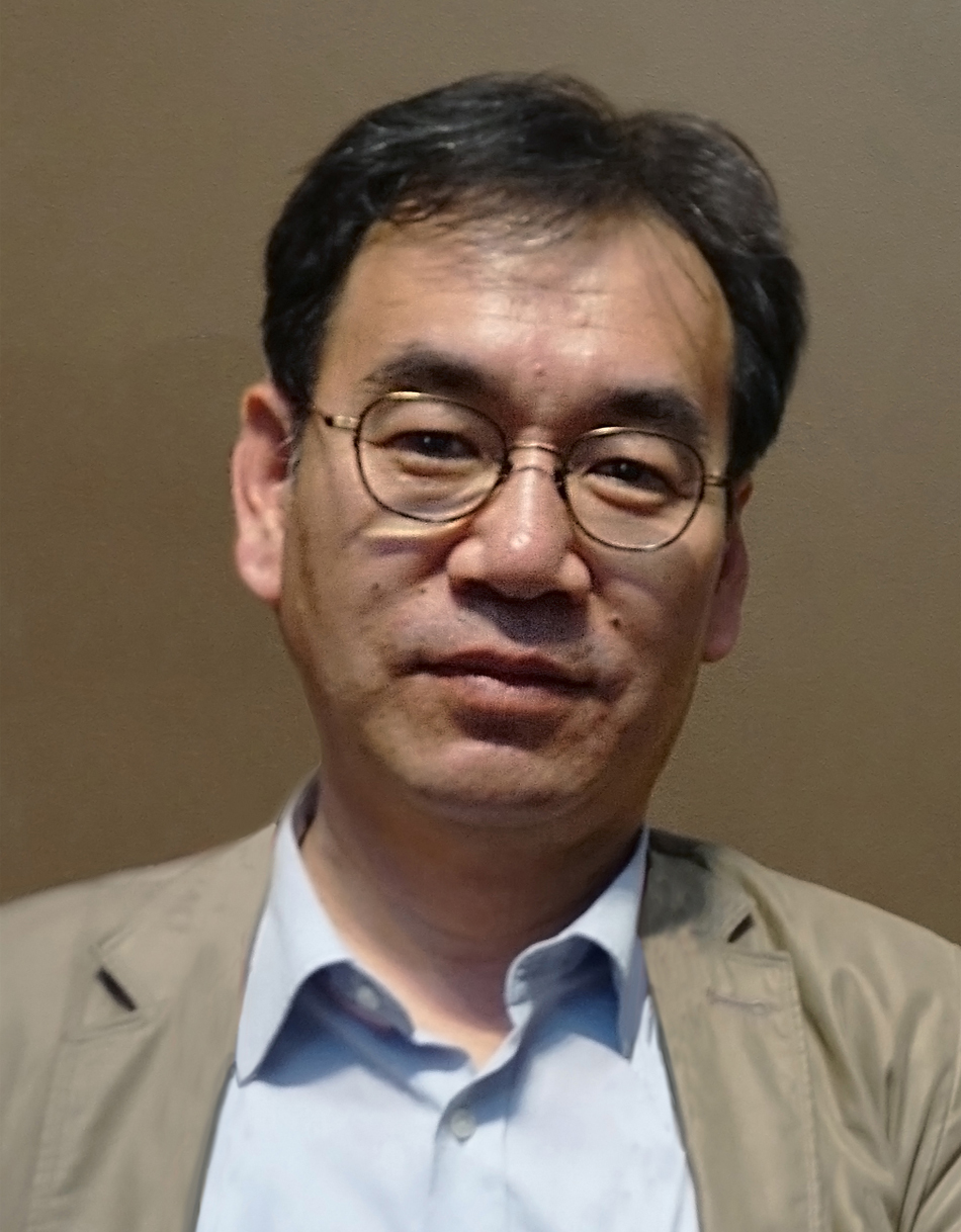 Researcher Zang, Dong Chion photo