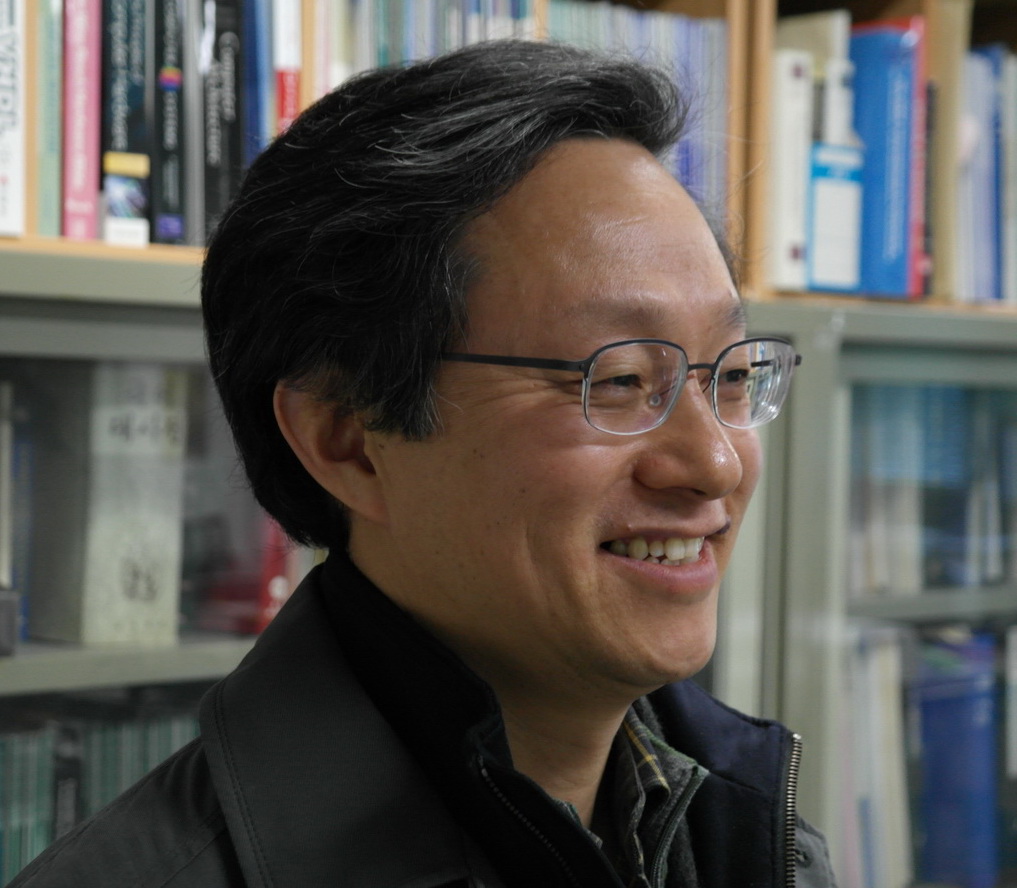 Researcher YOON, TAE WOONG photo
