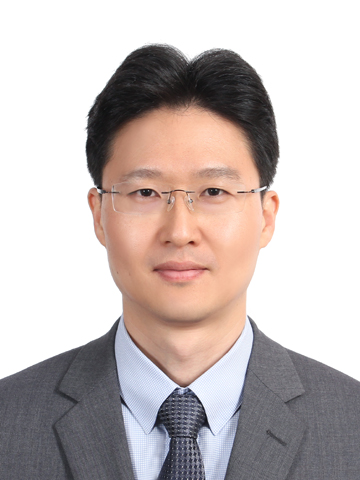 Researcher Lee, Ki Bong photo
