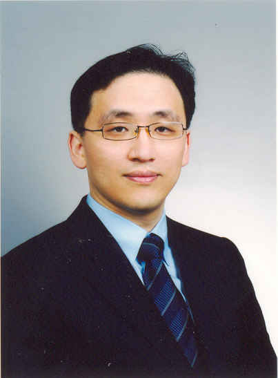 Researcher Kim, Seong Hwan photo