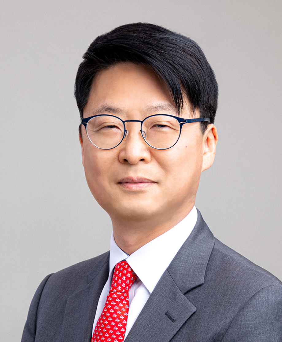 Researcher Chung, Suh Yong photo